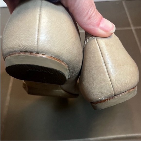 SIGERSON MORRISON Leather Cutaway Nude Pointed Toe Ballet Flats Quiet Luxury Tan - Picture 9 of 13